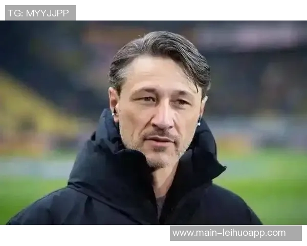 阿德耶米替换时摔水瓶引发争议科瓦奇回应称没有必要