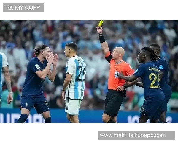 里贝里重返米兰训练基地与球迷互动官方社交媒体热情欢迎他回归