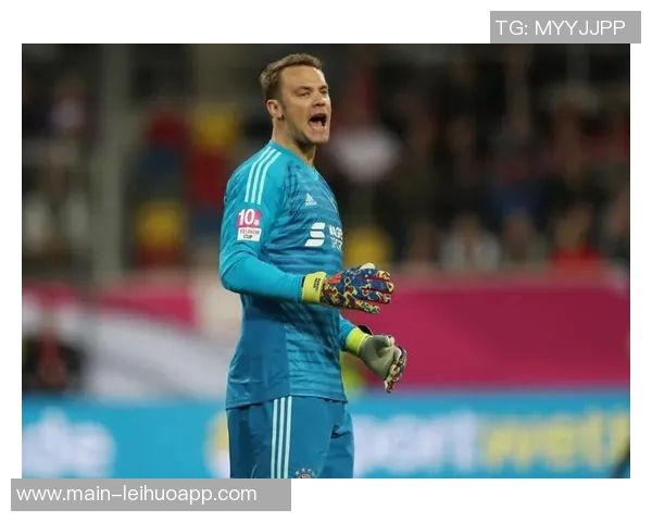 德媒报道拜仁全员参与训练诺伊尔独自进行恢复训练