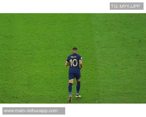 舍甫琴科盛赞姆巴佩称其金球奖指日可待是当代顶尖球员之一 舍甫琴科盛赞姆巴佩称其金球奖指日可待是当代顶尖球员之一