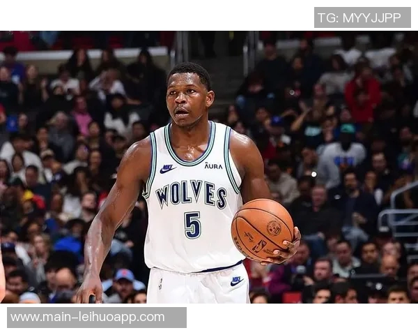 康利分享与爱德华兹的沟通技巧努力让他在比赛中保持专注避免分心