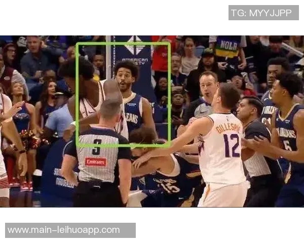 老六勾拳直击马威面门后者反击如打地鼠精彩瞬间回顾